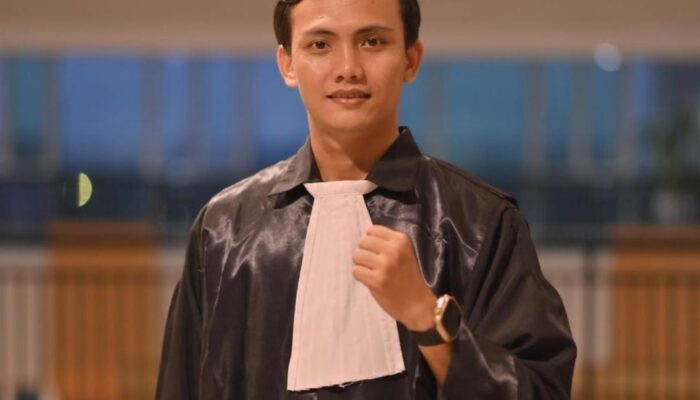 Baru Dilantik Menjadi Advokat, Muhammad Kholik Saputra SH Siap Membantu Masyarakat