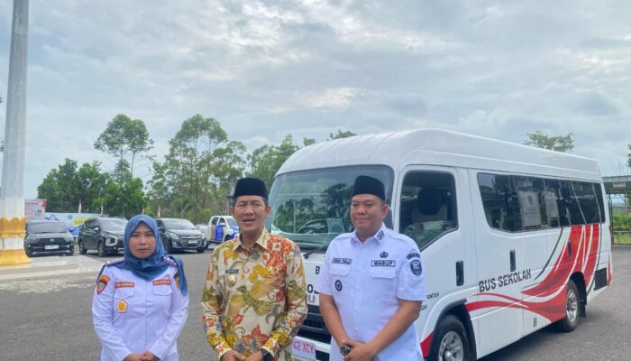 Pemkab PALI Terima Bantuan Bus Sekolah dari Kementerian Perhubungan untuk Tingkatkan Keselamatan Pelajar