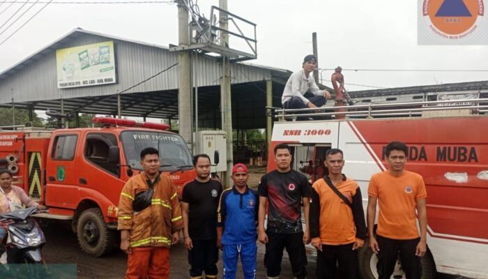 Sigap dan Tangguh, Tim Damkar dan BPPD Muba Berhasil Jinakkan Kobaran Api di Desa Epil