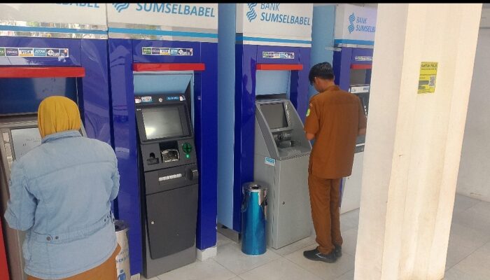 Gaji 13 Pemkab Muba Cair, Pegawai Ucapkan Terima Kasih ke Bupati Toha