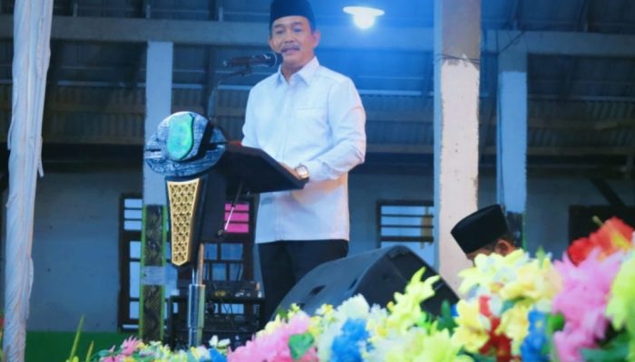 Hadiri Haflah Khotmil Alfiyah Ibnu Malik di Ponpes Hidayatuzzu’ama, Wabup Muba : Santri Sebagai Penjaga Khazanah Ilmu