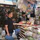 Pastikan Stok dan Harga Stabil, Kanit Reskrim Polsek Lais Ipda Zulpikri Pimpin Pengecekan Ketersediaan Beras dan Gula di Kecamatan Lais