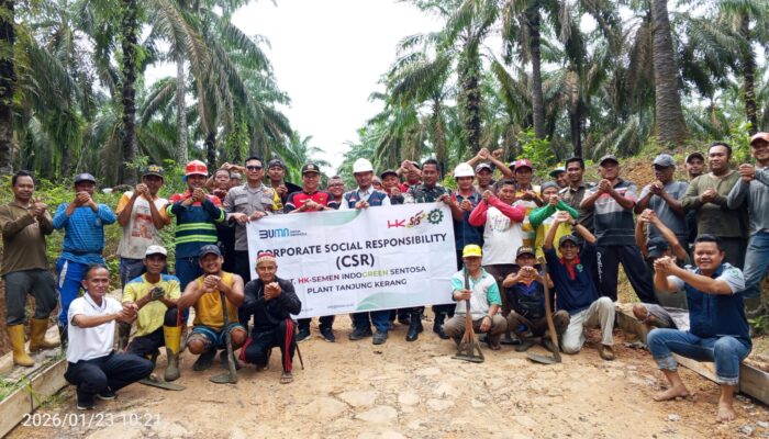 Warga Desa Gajah Muda Ucapkan Terima Kasih kepada Camat Babat Supat dan HK SIS