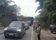 Polres Muba Berjibaku Urai Kemacetan Panjang di Jalintim Bayung Lencir–Tungkal Jaya