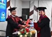 Selesaikan Sidang Terbuka, Kabag TU Kanwil Kemenag Sumsel H. Taufiq Resmi Raih Gelar Doktor ke-299 UIN Raden Fatah Palembang