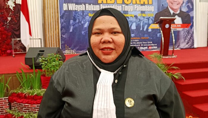Eks Komisioner KI Sumsel Hibza Meiridha Badar Resmi Jadi Advokat Peradi
