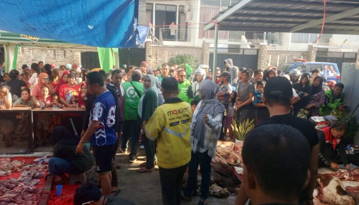 Lima Sapi Kurban Disembelih, Driver Online Sumsel Tunjukkan Wajah Solidaritas Jalanan