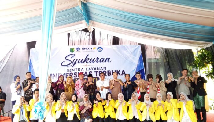 UT Palembang Pererat Silaturahmi Lewat Syukuran SALUT Babat Supat, Dorong Masyarakat Lanjutkan Pendidikan Tinggi