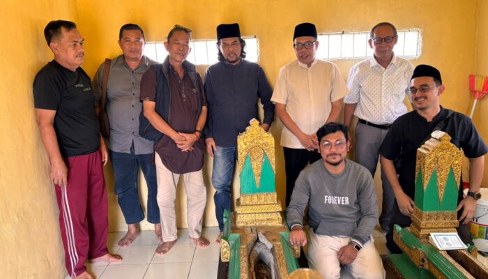 Jelang  Kegiatan Tabur Bunga Leluhur , Tokoh Sumsel Kunjungi Makam Raja Palembang Terakhir  ,Pangeran Sido Ing Rejek