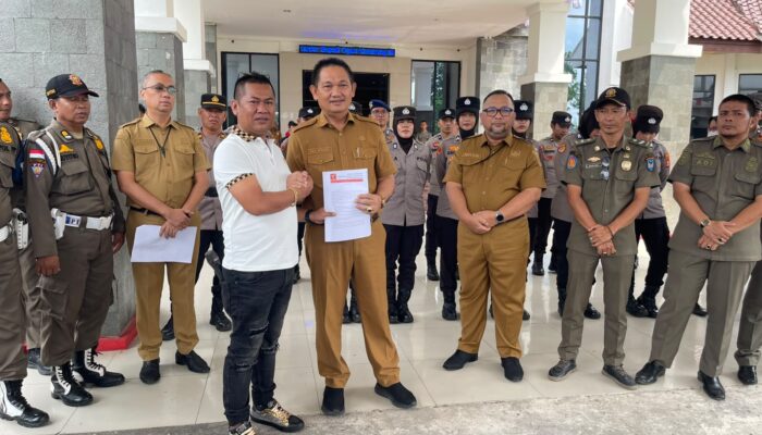 JAKOR Sumsel Geruduk Kantor Bupati OKI, Desak Transparansi Tender Gedung Cathlab RSUD Kayuagung