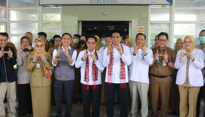 Layanan Rujukan dan TB RSUD BARI Ditinjau Wamenkes