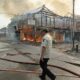 Si Jago Merah Mengamuk Satu Rumah dan Toko Ludes Terbakar