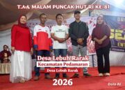 HUT RI ke-81 di Desa Lebuh Rarak Meriah, Camat dan Kades Tampil Duet Hibur Warga