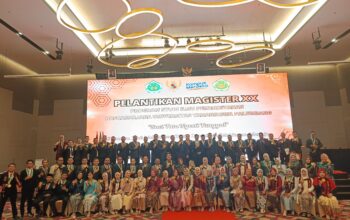 79 Mahasiswa Magister Ilmu Pemerintahan Unitas Palembang Dilantik, Rektor Tekankan Integritas dan Alumni Harus Berikan Solusi Nyata Bagi Persoalan Masyarakat