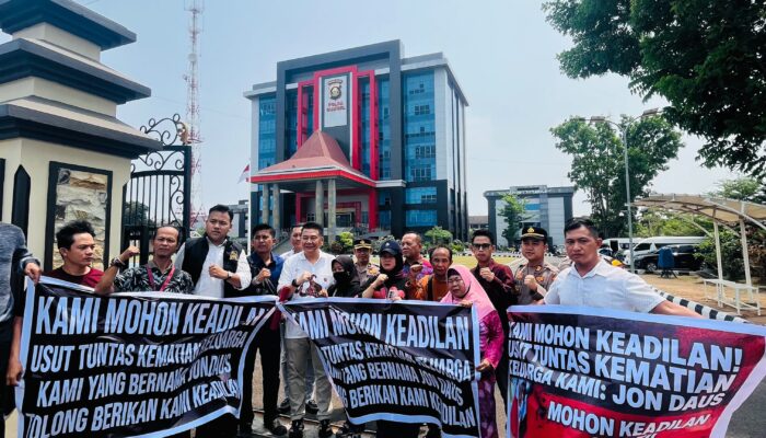 Guruduk Polda Sumsel, Keluarga Alm. Jon Daus Desak Dugaan Pelanggaran Prosedur Diusut Tuntas