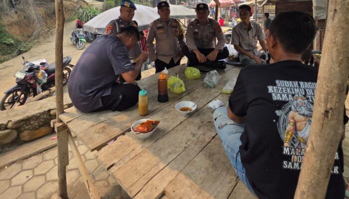Cegah Kejahatan, Polsek Batanghari Leko Gelar Patroli Jalan Kaki